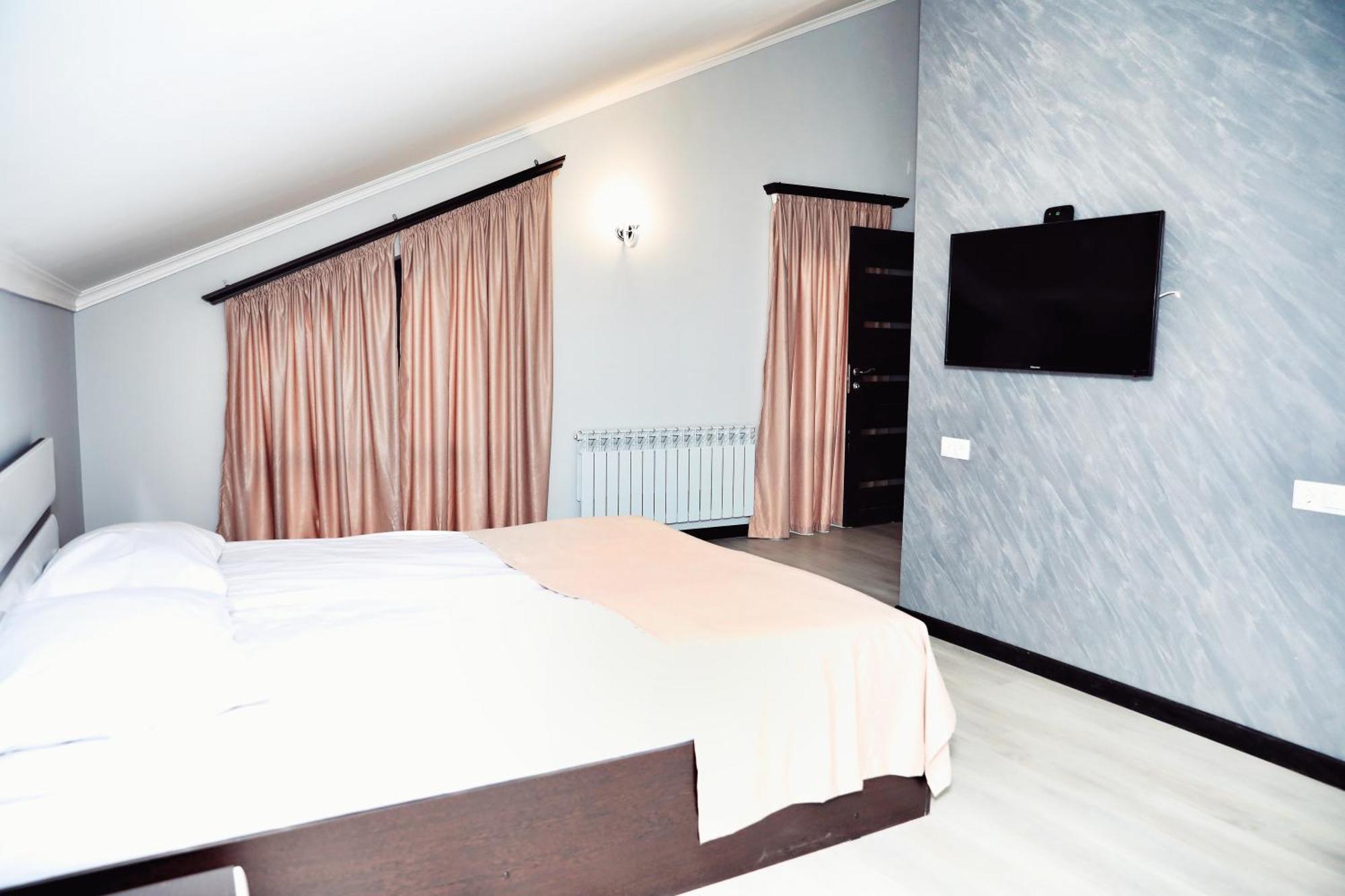 Teghenis Resort Tsachkadzor Buitenkant foto