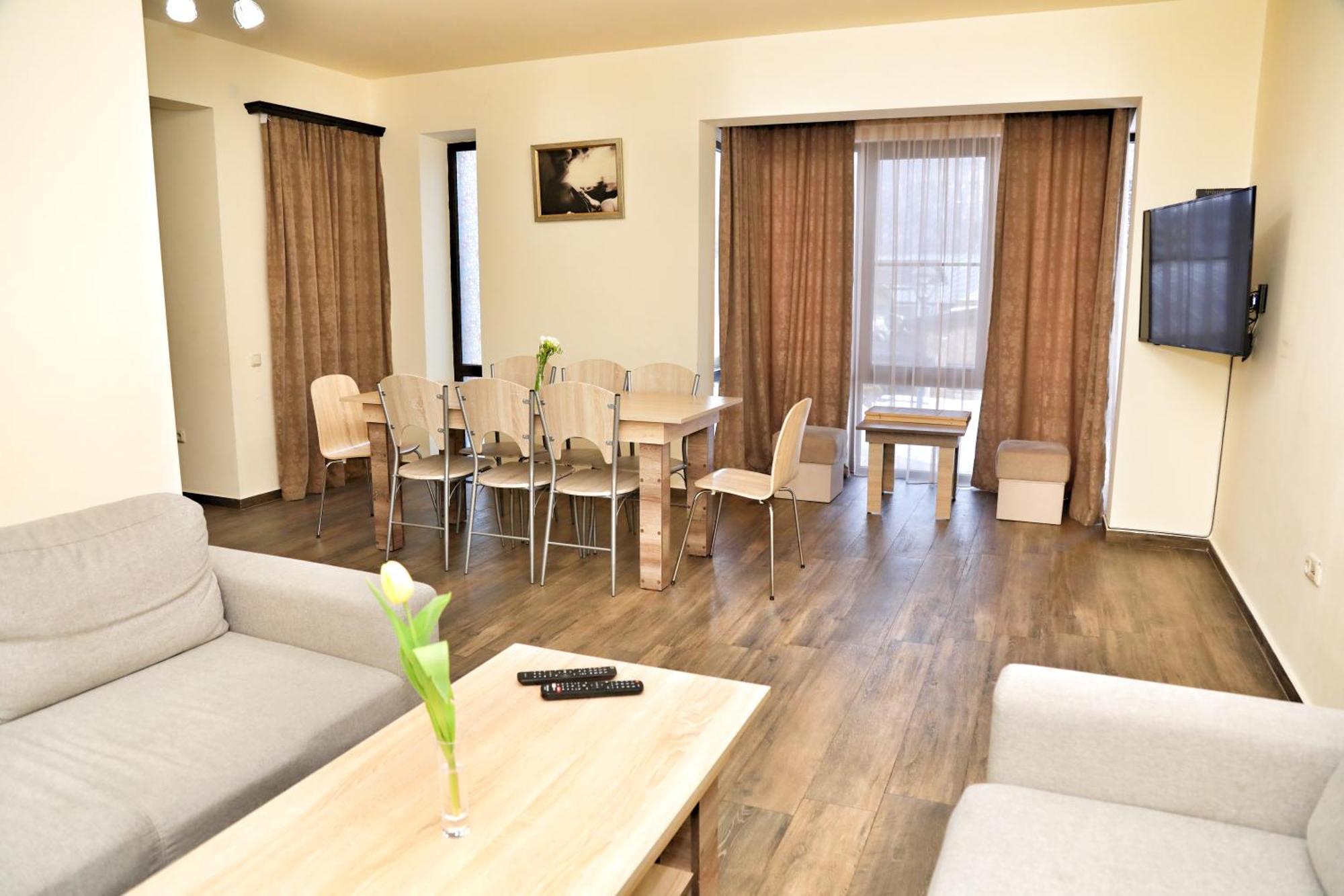 Teghenis Resort Tsachkadzor Buitenkant foto