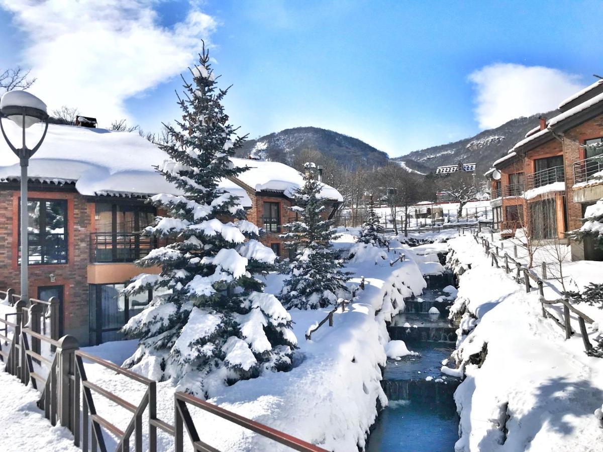 Teghenis Resort Tsachkadzor Buitenkant foto