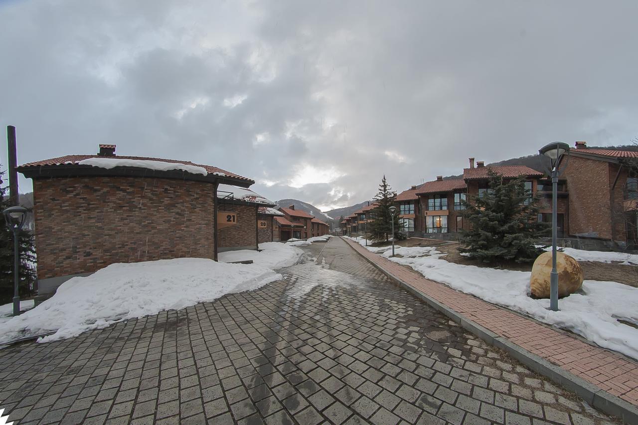 Teghenis Resort Tsachkadzor Buitenkant foto